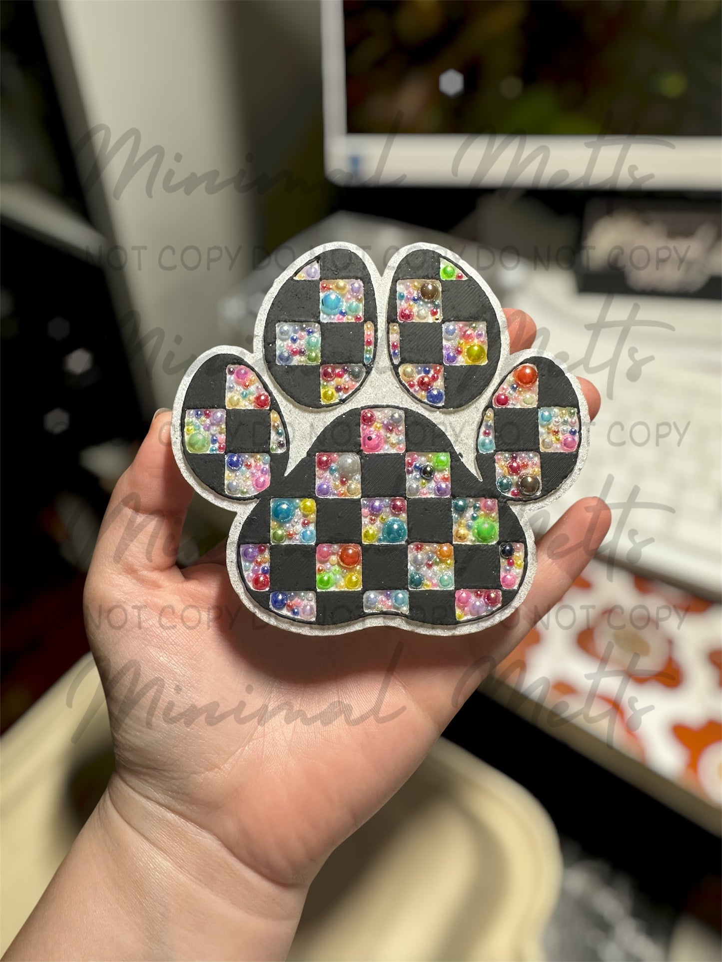Checkered Paw