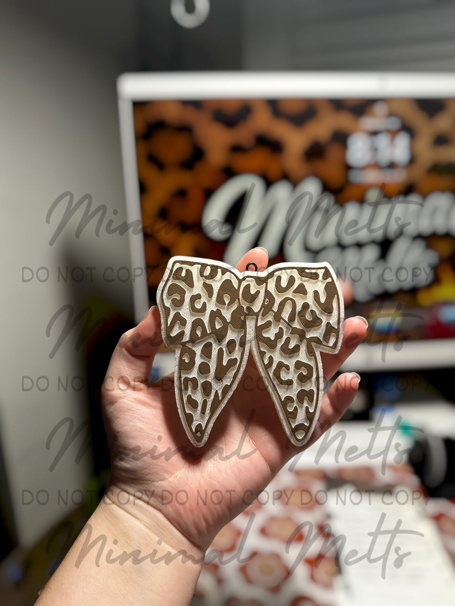 Leopard Bow