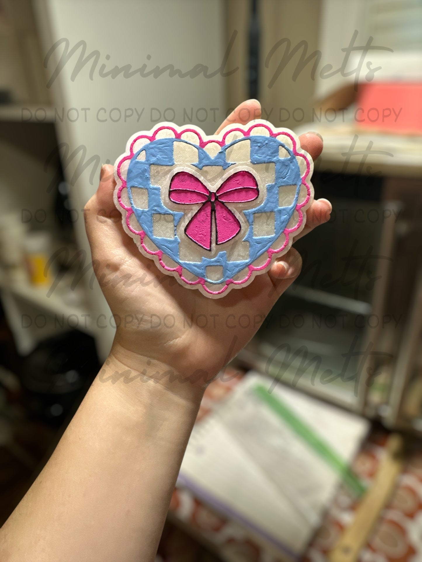 Checkered Heart w/ Bow