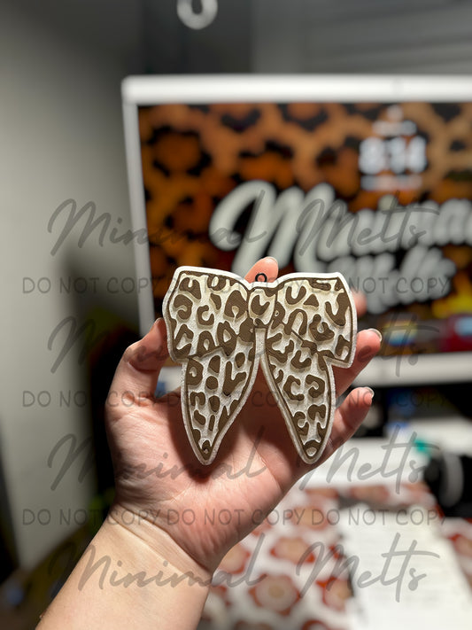 Leopard Bow